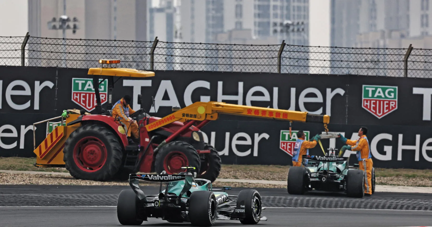 Aston Martin Prioritaskan Penyelesaian Masalah Jelang GP Jepang - sumber: (racingnews365)