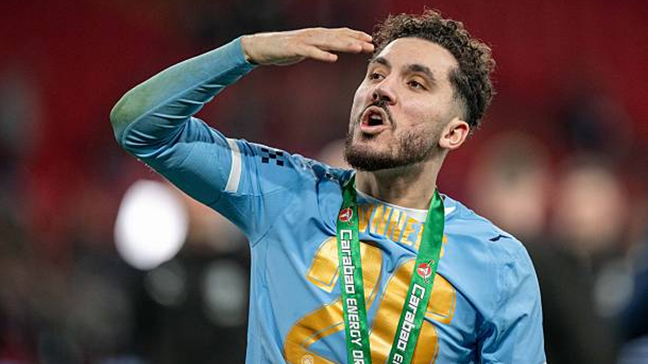 Blunder Sikap Rayan Cherki? Arsenal Dapat Bahan Bakar Lawan Manchester City