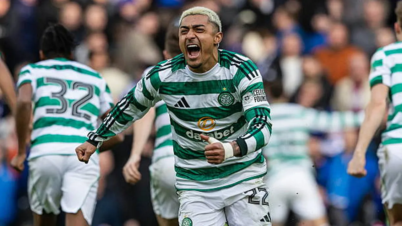 Bournemouth Bersedia Melepas, Celtic Berpeluang Permanenkan Julian Araujo