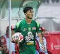 Catur Pamungkas Kembali Perkuat Pertahanan Persebaya Usai Pemulihan Cedera