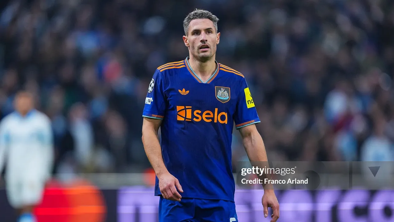 Fabian Schar bidik laga kontra Crystal Palace untuk kembali