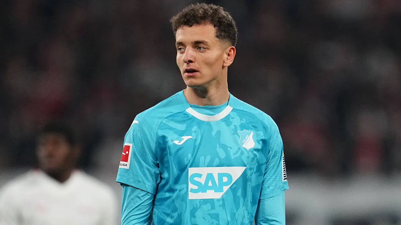 Fisnik Asllani Kasih Kode? Unggahan IG Picu Rumor ke Barcelona