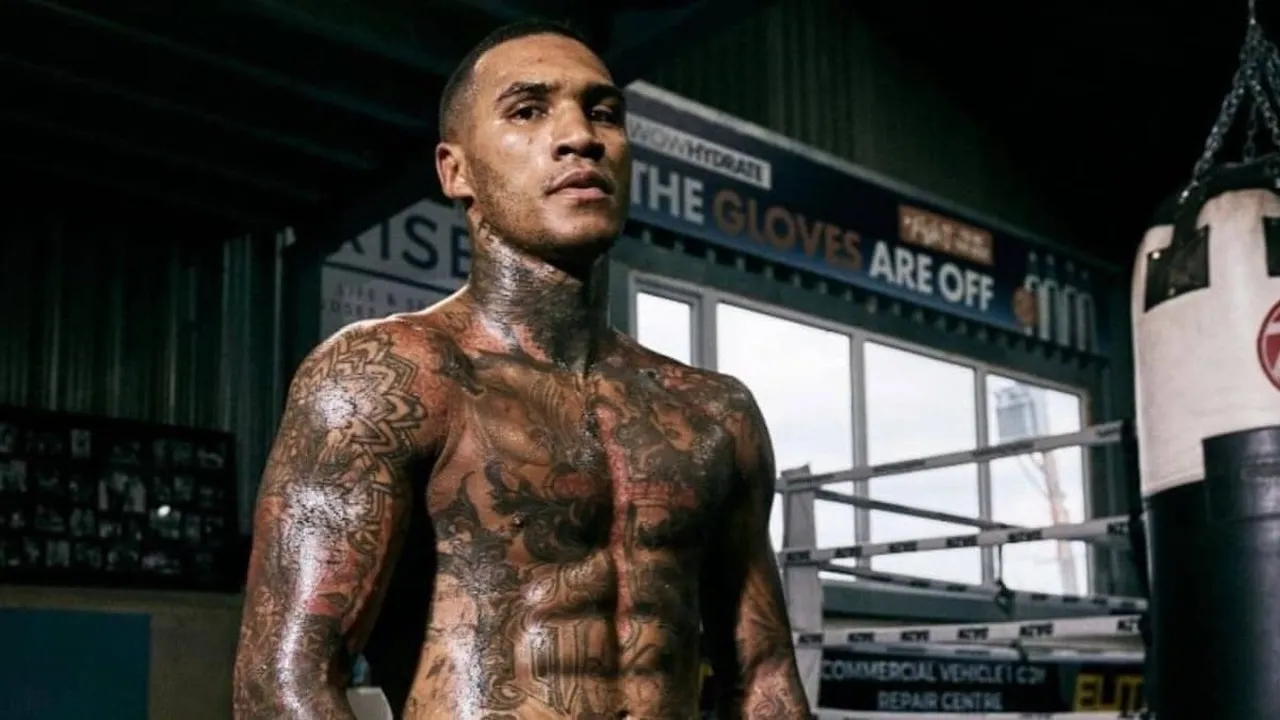 Usai Pisah, Bos Matchroom Tantang Conor Benn Hadapi Ennis