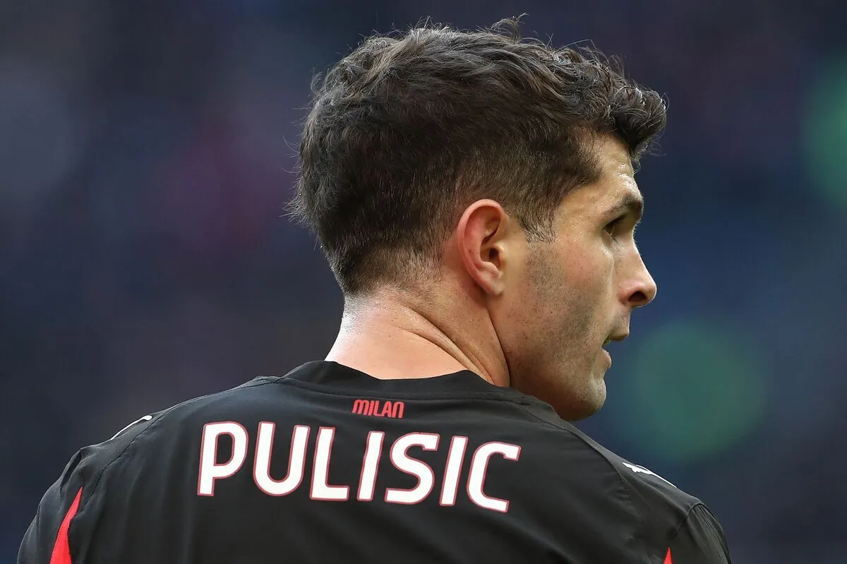AC Milan Santai Tanggapi Pembaruan Kontrak Christian Pulisic - sumber: (footballitalia)