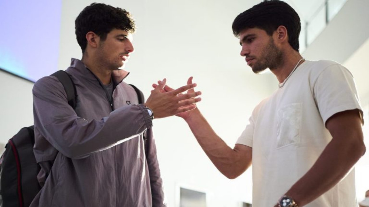 Candaan Bintang Tenis Carloz Alcaraz Yang Mampu Kalahkan Agustin Tapia dan Arturo Coello di Kompetisi Padel