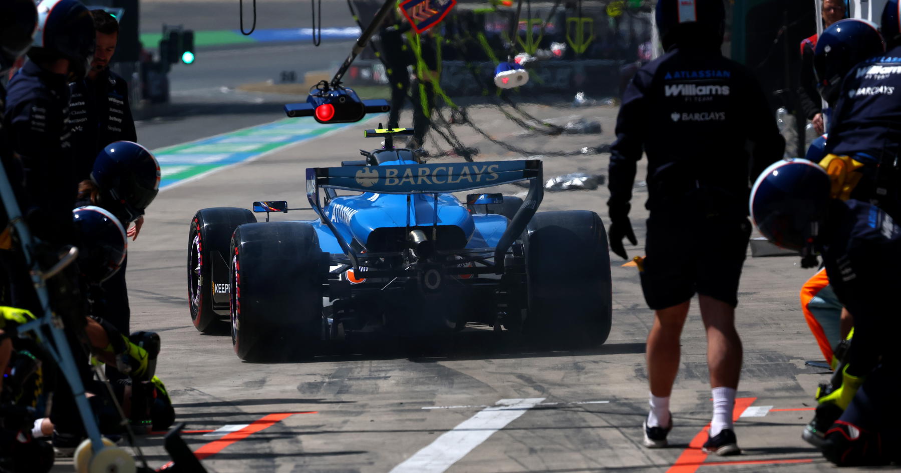 Carlos Sainz Bebas Sanksi Usai Investigasi Insiden GP Jepang