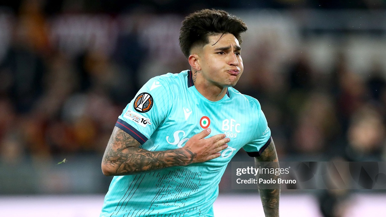 Everton dan West Ham Berebut Santiago Castro dari Bologna