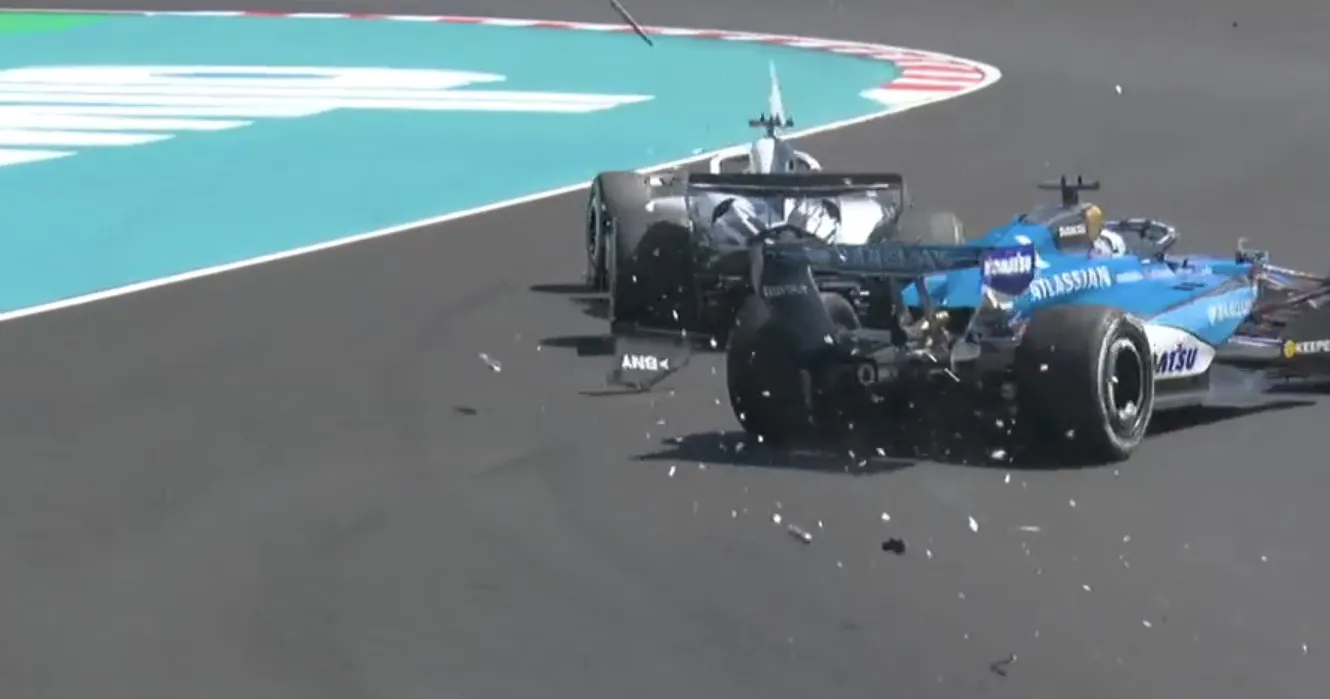 FIA Ungkap Penyebab Tabrakan Albon dan Perez di Suzuka - sumber: (racingnews365)