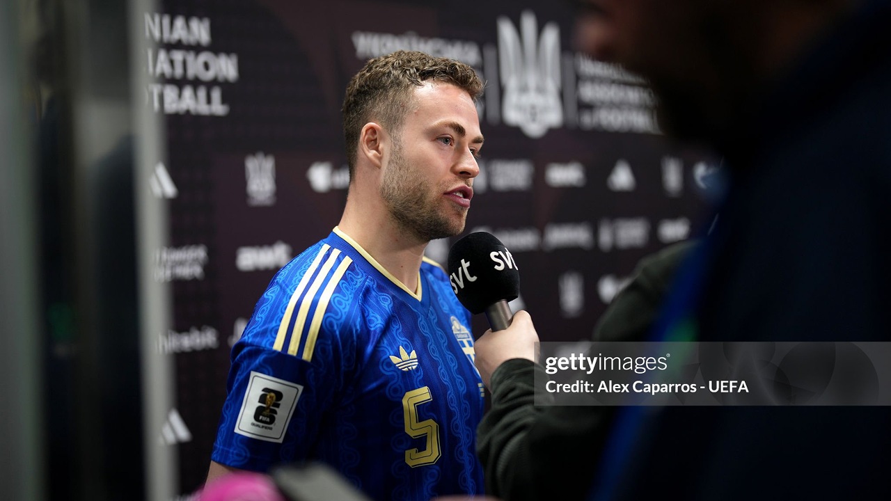 Gabriel Gudmundsson Redakan Kekhawatiran Cedera saat Bela Swedia