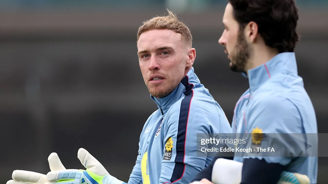 Jack Hinshelwood nilai Jason Steele bisa jadi pembeda di Timnas Inggris