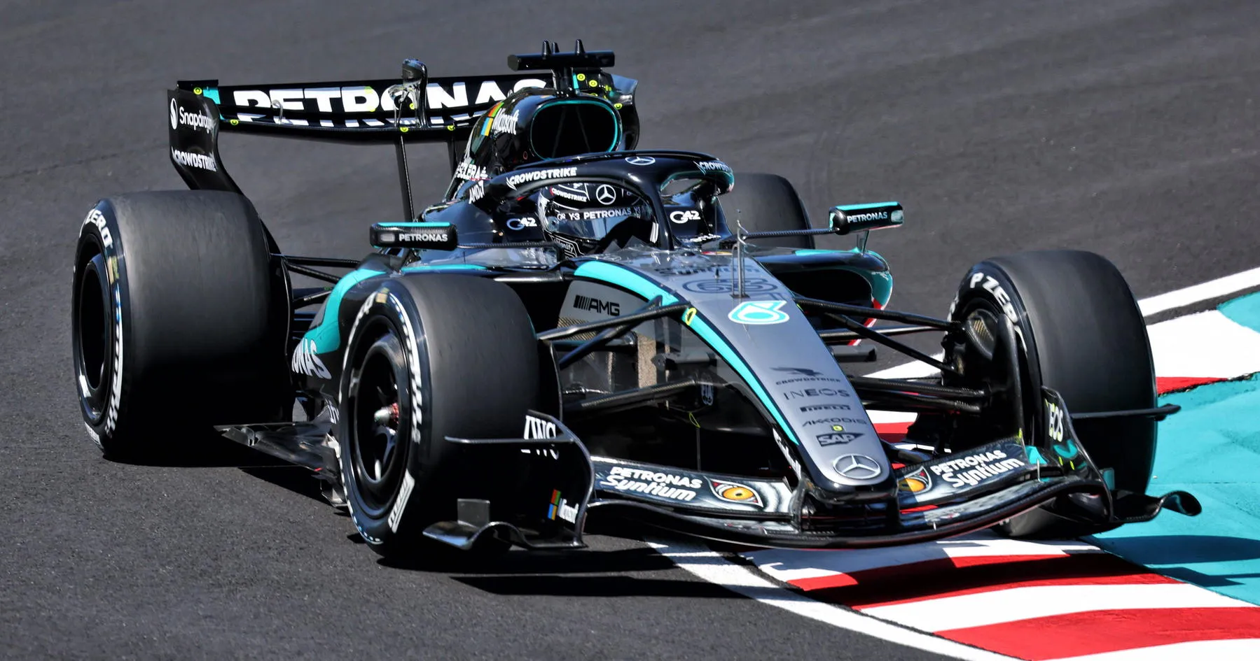 Mercedes Dominasi Latihan F1 Jepang, Red Bull Waspada - sumber: (racingnews365)