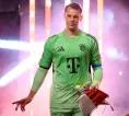 Pelatih Veteran Jerman Bandingkan Manuel Neuer dengan Messi & CR7