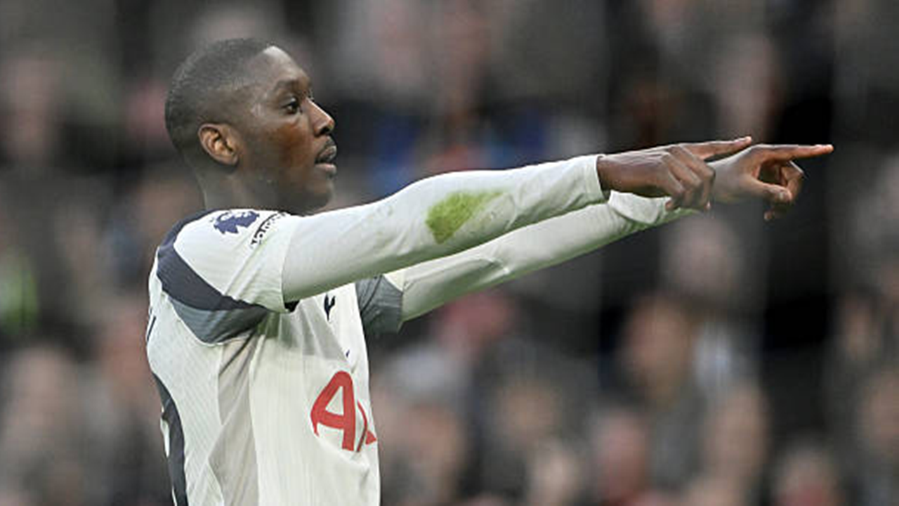 Tottenham Masih Berjuang, Kolo Muani Sudah Putuskan Masa Depannya