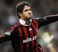 Alexandre Pato Jadi Duta AC milan di PBB Untuk Sosial Fondazione Milan