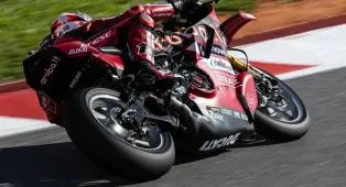 Hasil Superpole WSBK Portugal: Bulega Rebut Pole dari Lecuona