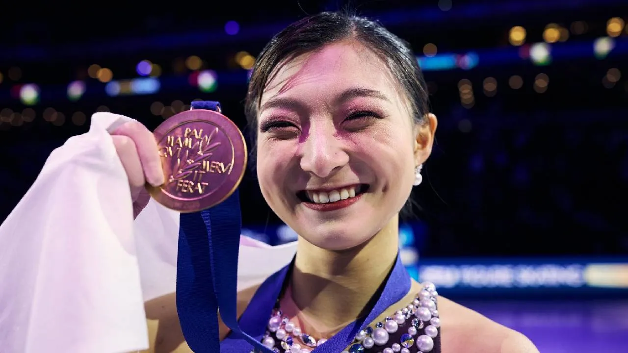 Kaori Sakamoto Tutup Karier Gemilang dengan Gelar Juara Dunia Keempat