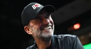 Klopp Dorong Liverpool Rekrut Penyerang Hebat Gantikan Salah