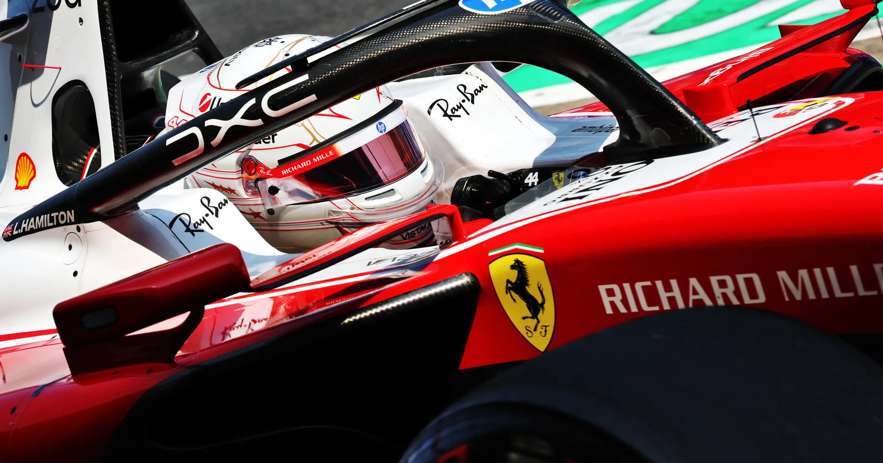 Lewis Hamilton Hadapi Kendala di GP Jepang Akibat Masalah Komputer - sumber: (racingnews365)