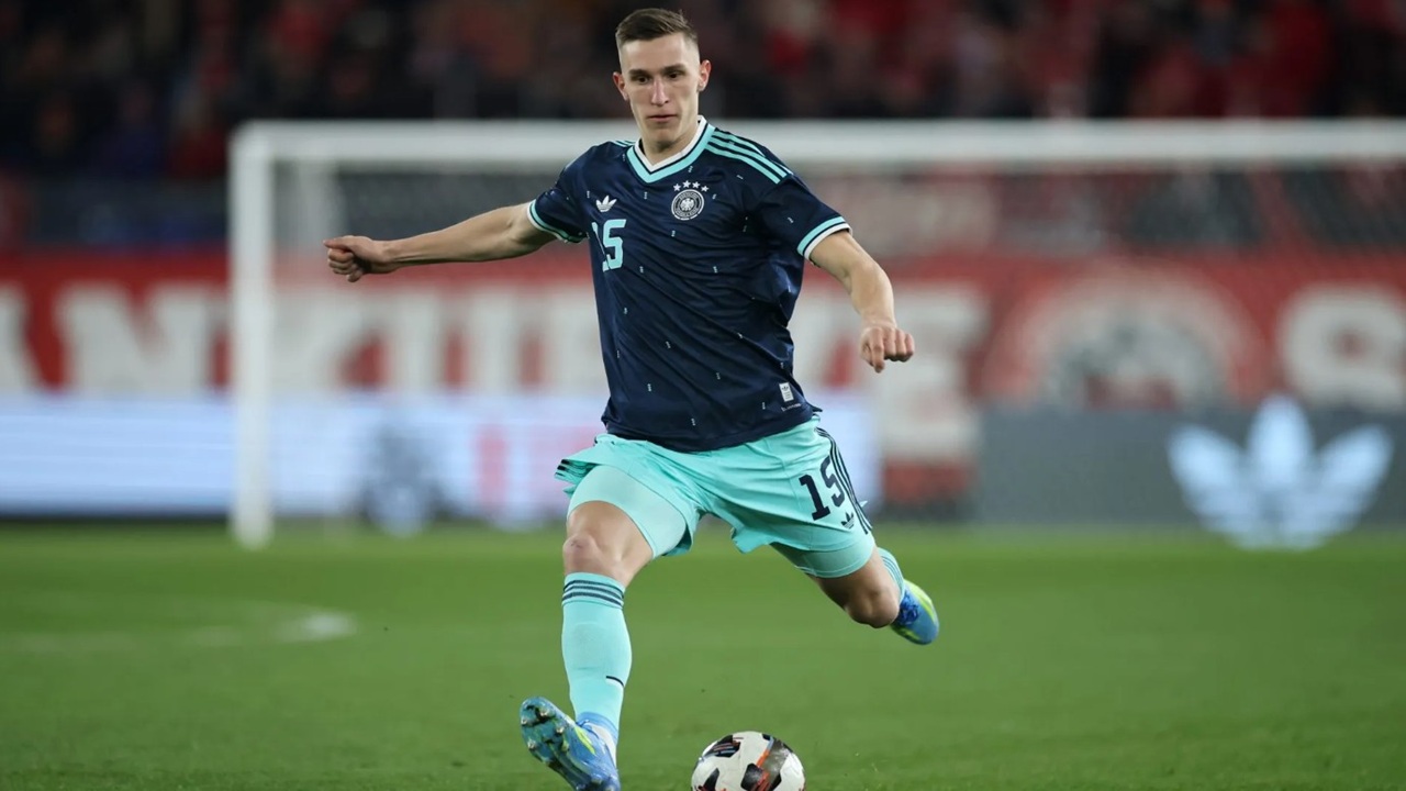 Meski Menang vs Swiss, Nico Schlotterbeck Dapat Kritik Pedas dari Legenda