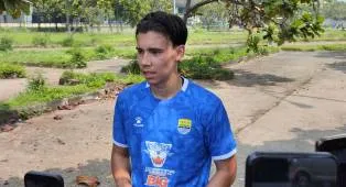 Persib Di Ujung Jalan Juara, Dion Markx: Anggap Semua Final