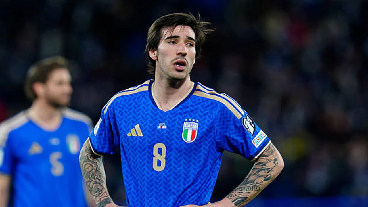 Punya Rencana Perombakan Lini Tengah, Manchester City Bidik Sandro Tonali