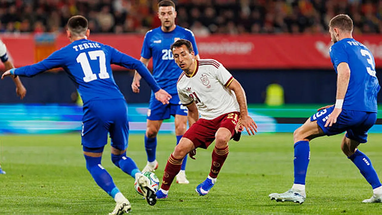 Spanyol Menang Telak Atas Serbia, Mikel Oyarzabal Puji Kekompakan Tim