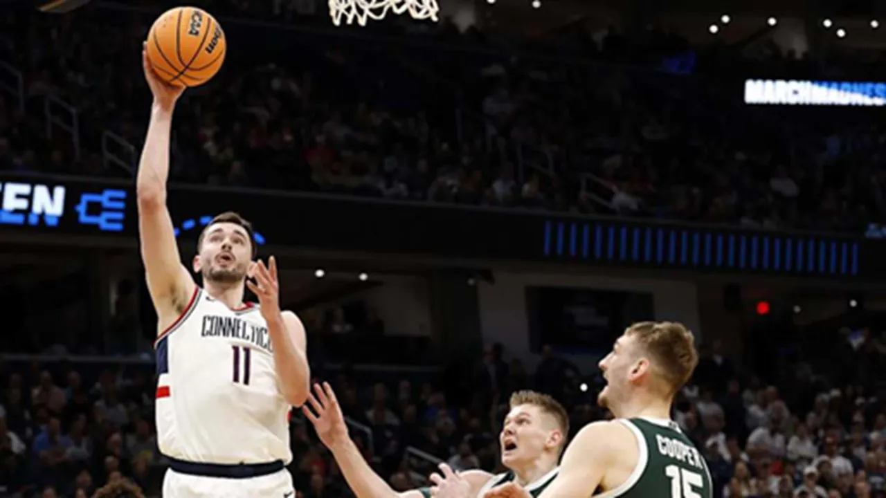 UConn Huskies ke Final Wilayah Timur Usai Singkirkan Michigan State