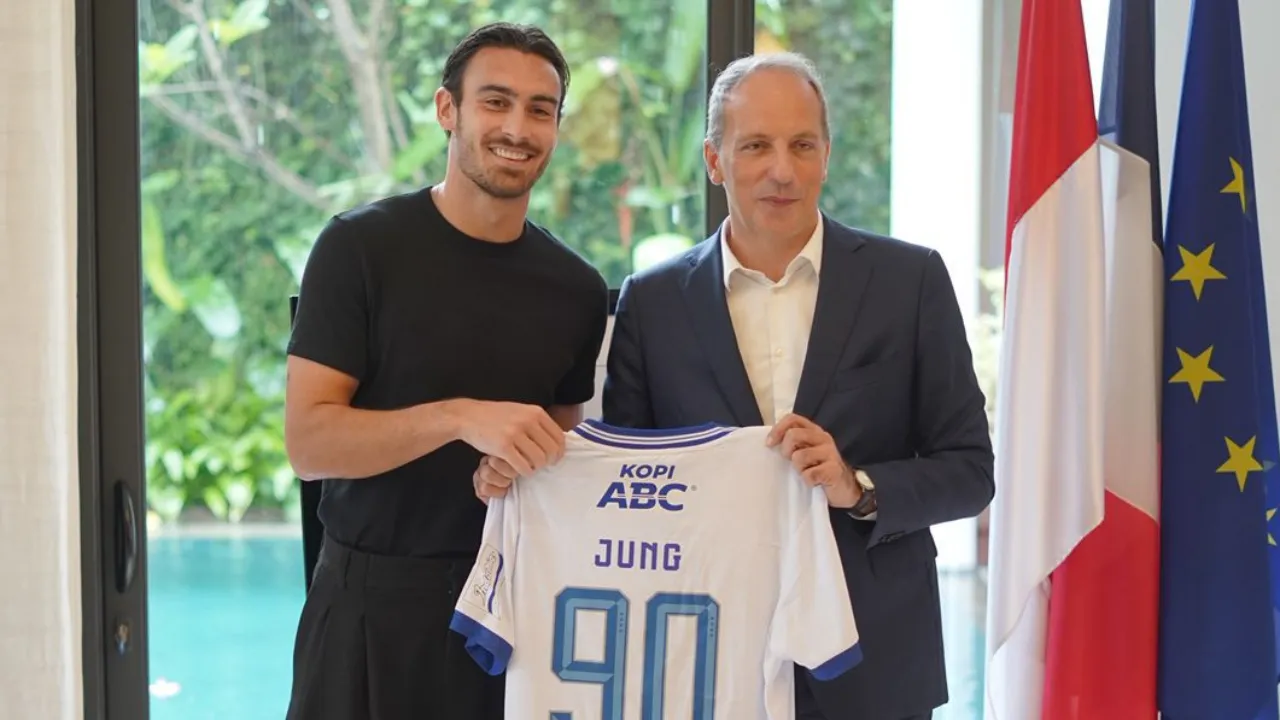 Striker Persib, Andrew Jung