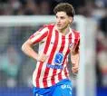 Atletico Madrid Tolak Lepas Julian Alvarez ke Barcelona
