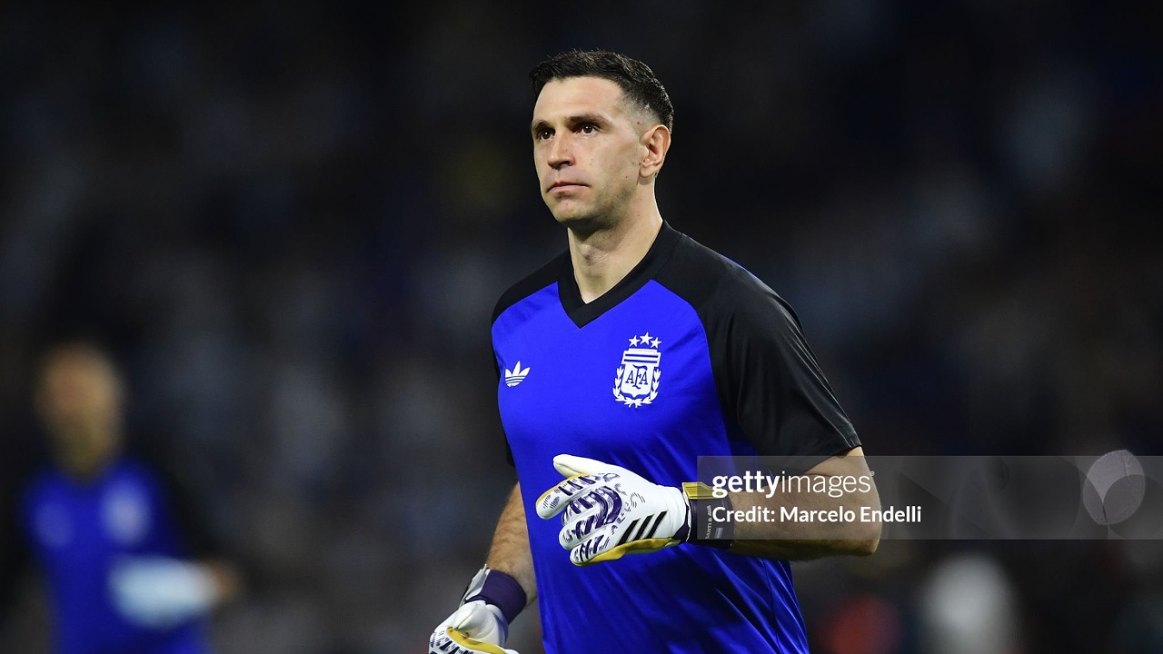 Emiliano Martinez Kritik Keras Argentina Usai Kalahkan Mauritania