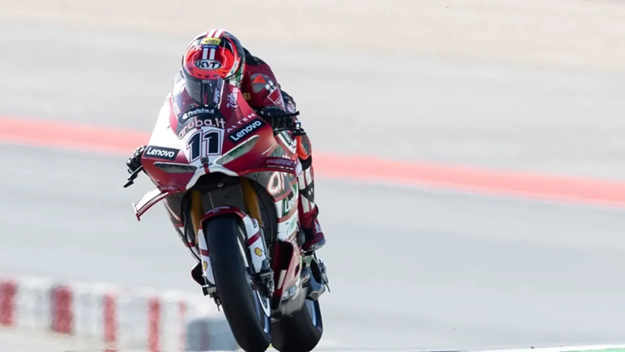 Hasil Race 2 WSBK Portugal: Bulega Masih Sempurna