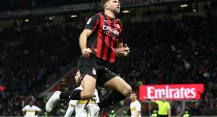 Milan Ragukan Klausul €5 Juta Fullkrug, Mulai Cari Pengganti