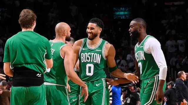 Motivasi Juara Dorong Tatum Cepat Pulih dan Kembali Main - sumber: (mainbasket)