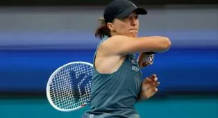 Mundur Dari Kompetisi Beregu, Iga Swiatek Berupaya Susun Kembali Kekuatan