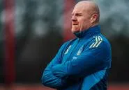 Sean Dyche Tertawakan Rumor Tangani Tottenham