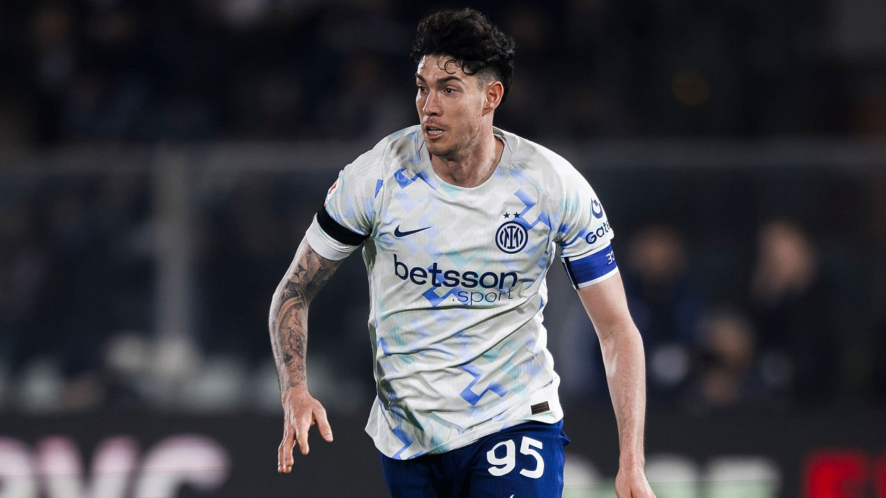 Tiga Nama Disiapkan Barcelona Jika Gagal Rekrut Alessandro Bastoni