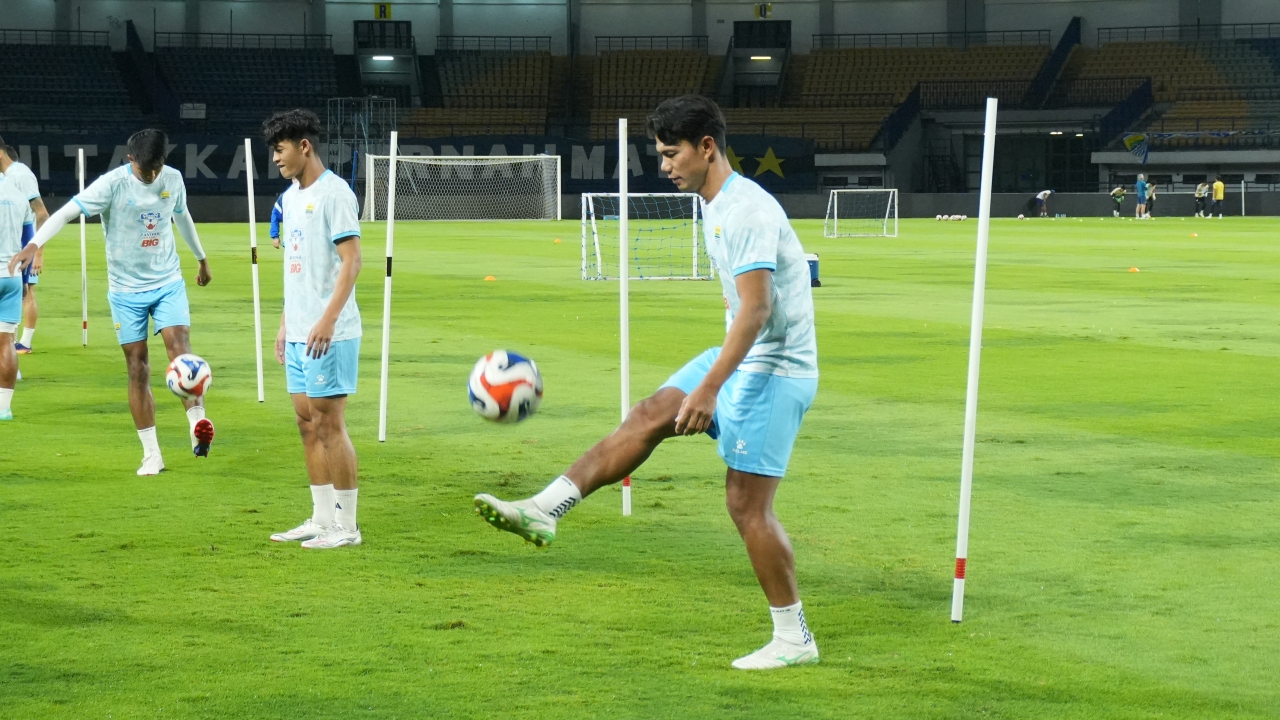 Begini Kesan Jufriyanto Ikut Latih Pemain Top Eropa di Persib