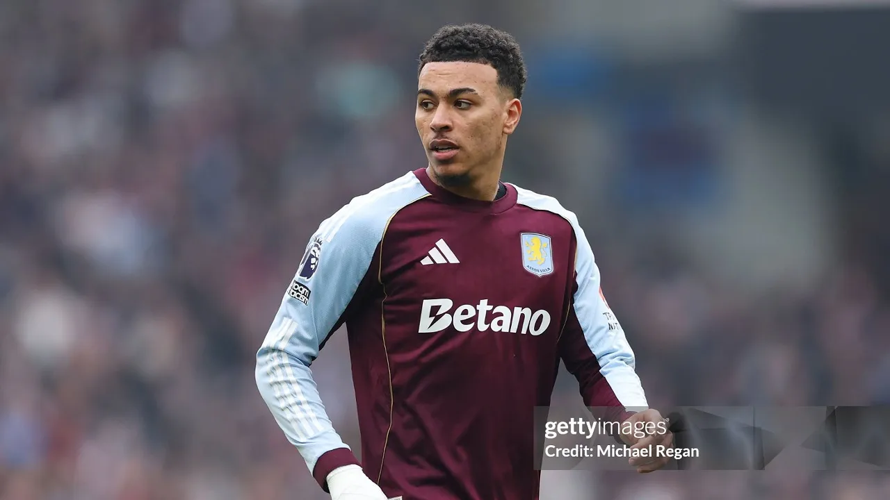 Dean Saunders Minta Morgan Rogers Bertahan di Aston Villa