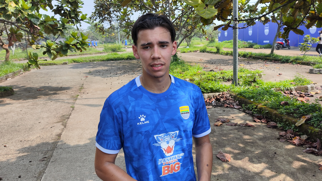 Dikejar Tim Pesaing, Dion Markx Tegaskan Persib Tidak Panik