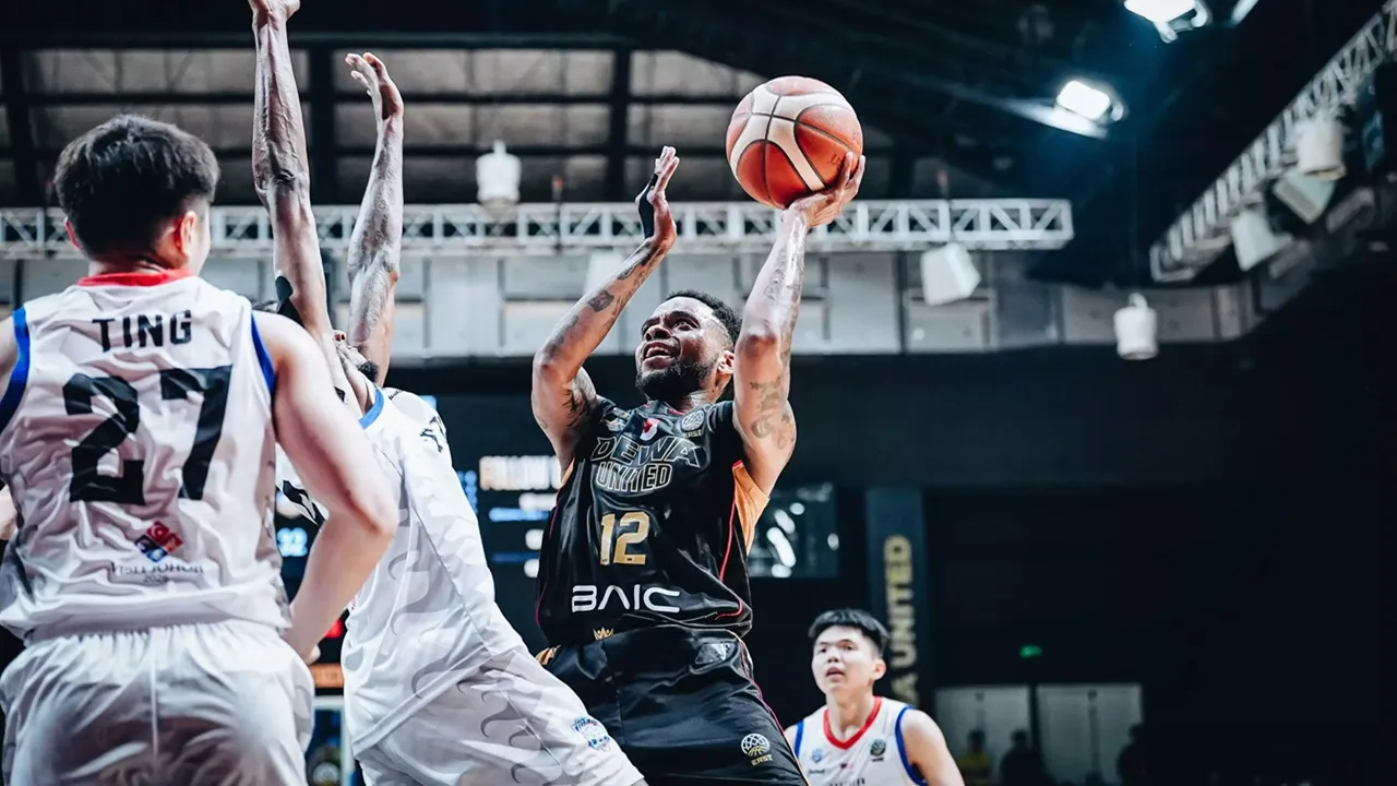 DJ Cooper Ungkap Kunci Kemenangan Dewa United Lawan Johor Tigers