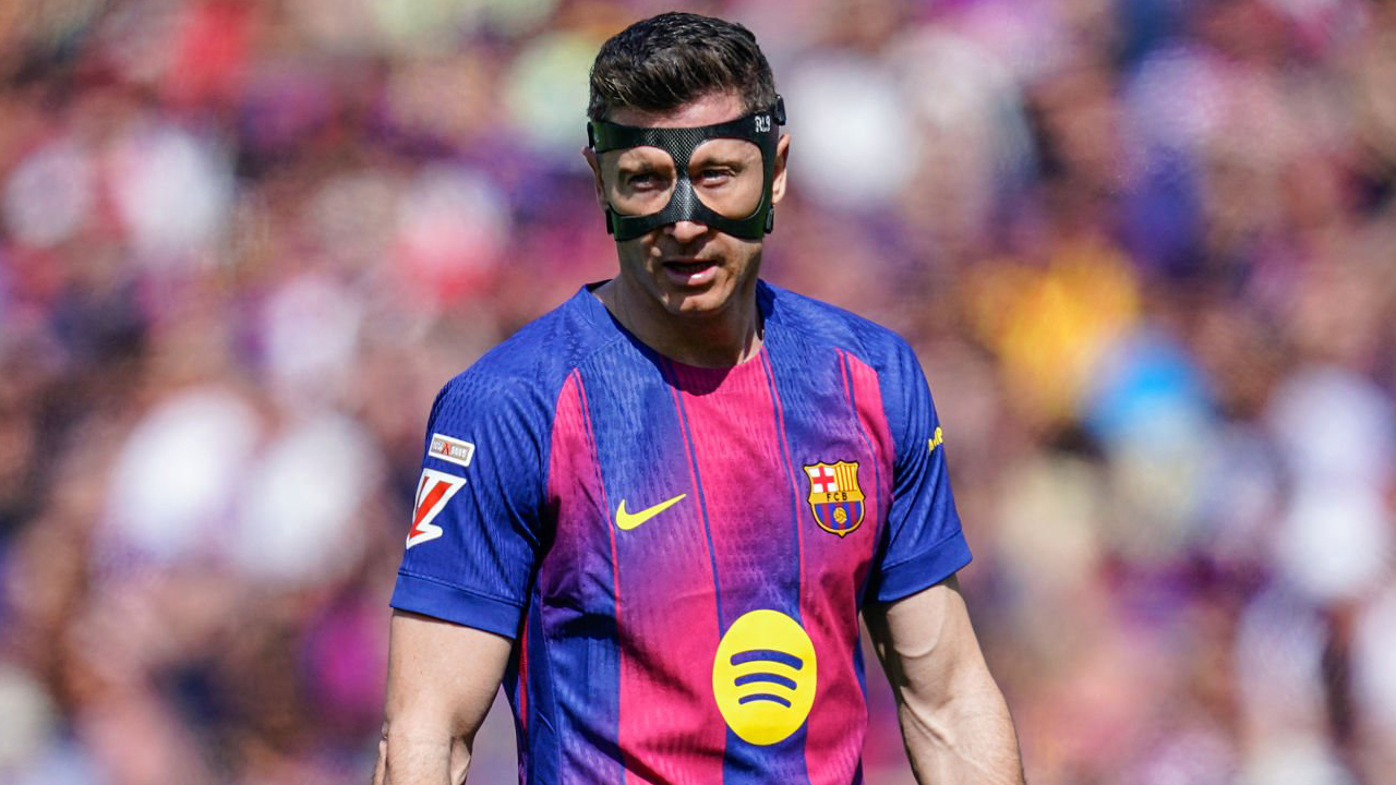 Douglas Costa Dukung Juventus Gaet Robert Lewandowski