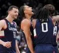 UConn ke Final Four Usai Sudahi Perlawanan Duke Lewat Buzzer Beater