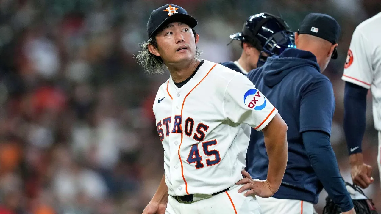 Tatsuya Imai hanya bertahan 2 2/3 inning setelah kebobolan empat run dari tiga pukulan, serta mencatat empat walk dan empat strikeout. (Foto: AP)