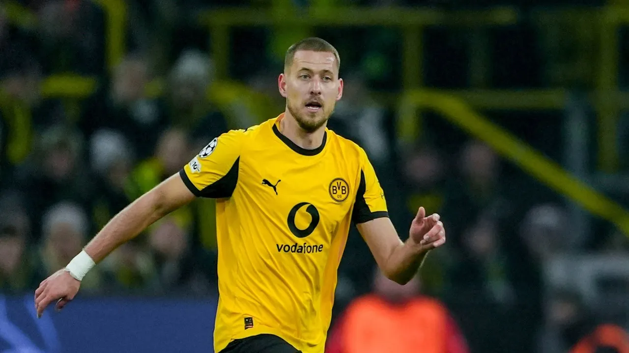 Defender incaran Atletico Madrid