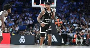 Carlik Jones Ungkap Perpanjang Kontrak Masih Negosiasi dengan Partizan