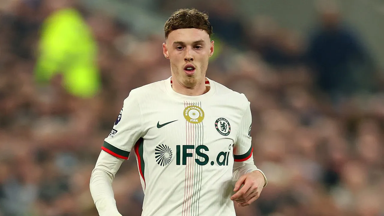 Dua Petinggi MU Ngebet Bajak Cole Palmer dari Chelsea