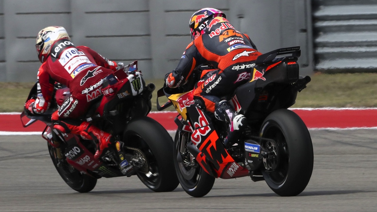 Duel Sengit Enea Bastianini vs Marc Marquez Warnai MotoGP Amerika