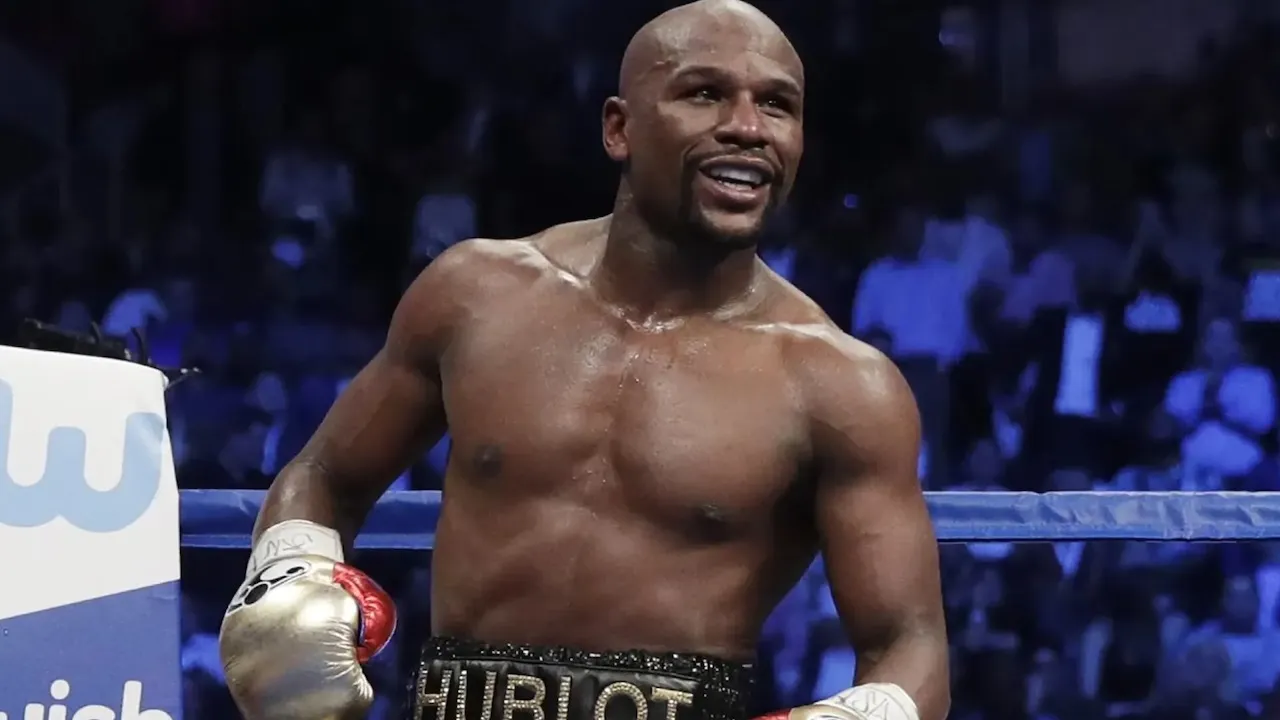 Floyd Mayweather Jr Buka Suara Soal Laga Lawan Tyson yang Tertunda
