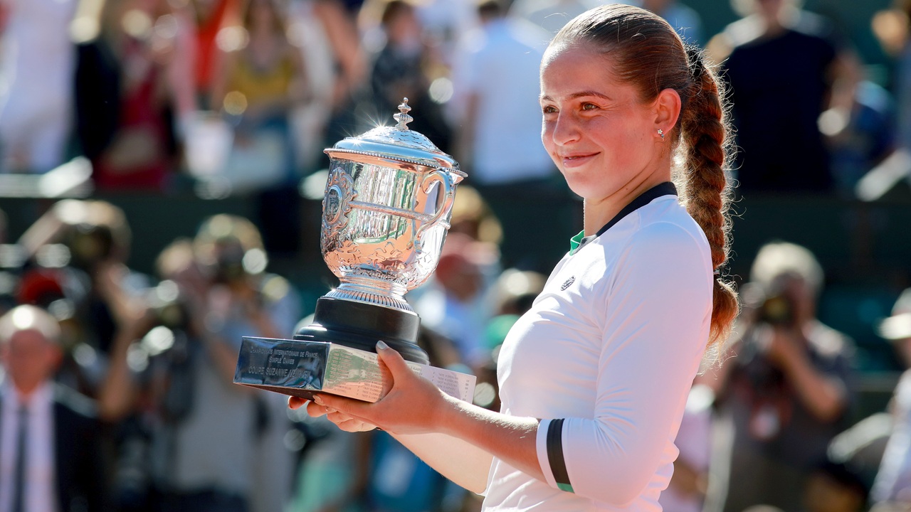 Jelena Ostapenko Blak-Blakan Tentang Tantangan Jadi Juara Grand Slam