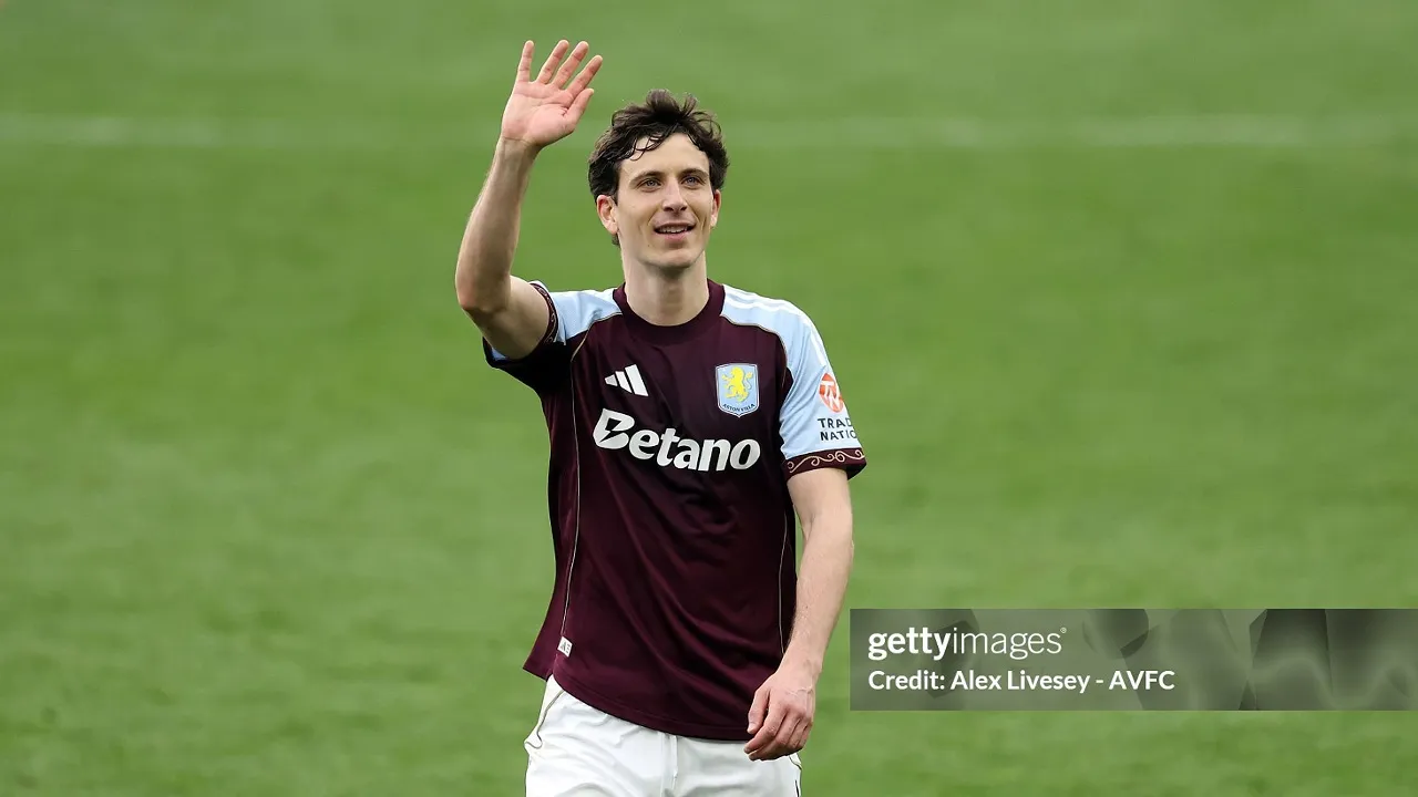 Pau Torres Tegaskan Ingin Bertahan di Aston Villa